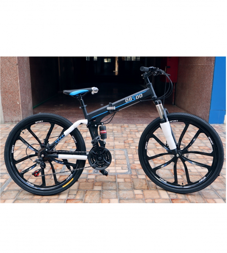 MOUNTAIN BIKE 